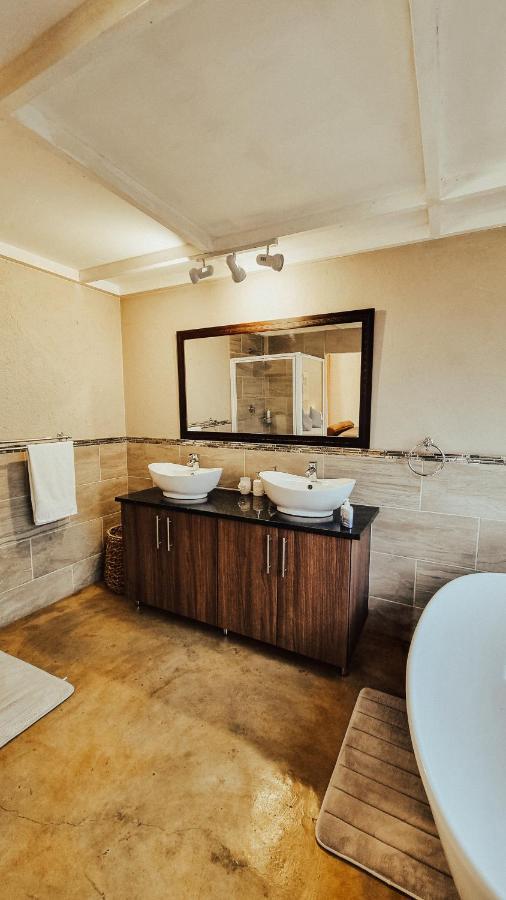 Ibis Way Guest House Hartbeespoort Exterior photo