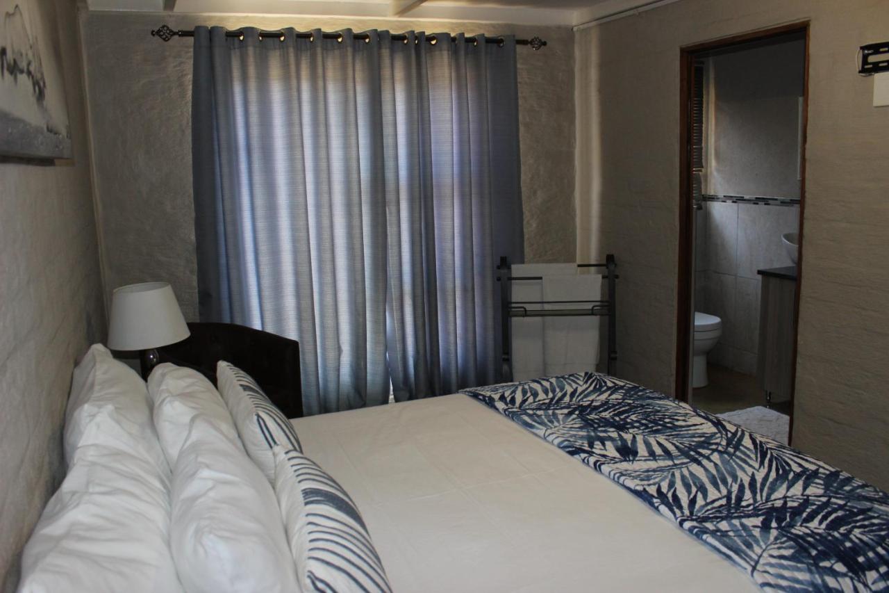 Ibis Way Guest House Hartbeespoort Exterior photo